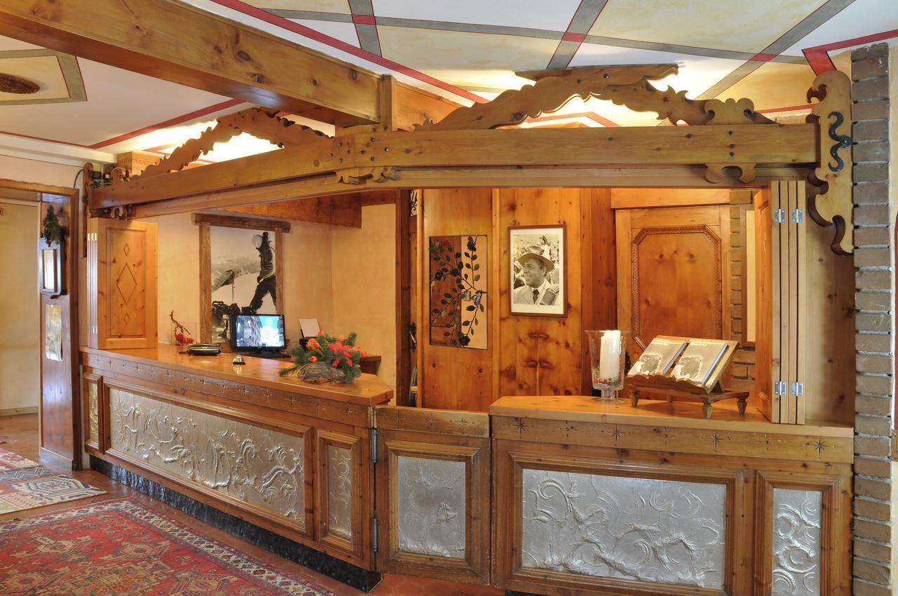 Hotel Da Compagnoni Breuil-Cervinia Exteriör bild